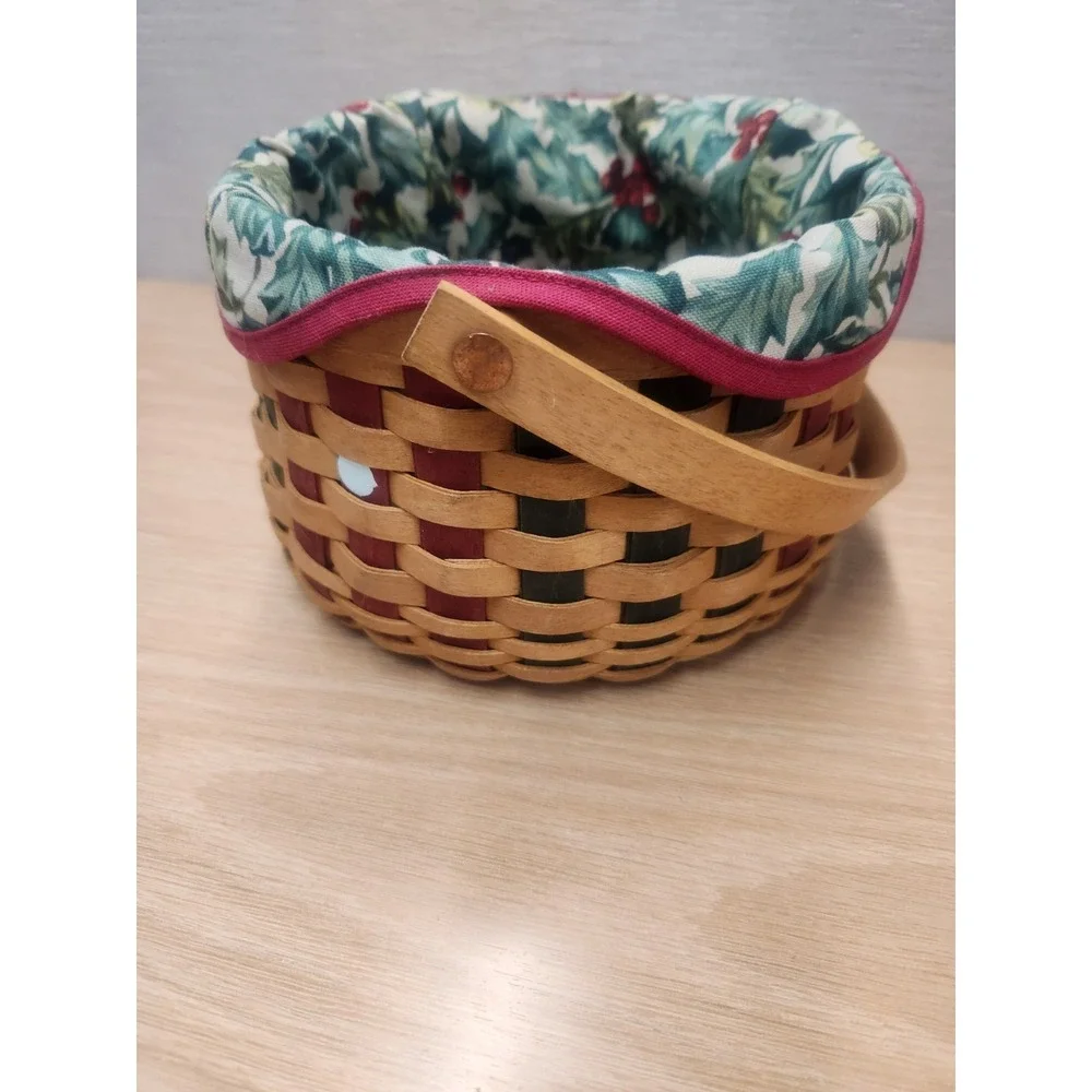 Vintage Longaberger 2003 Christmas‎ Collection Caroling basket With Holly Liner